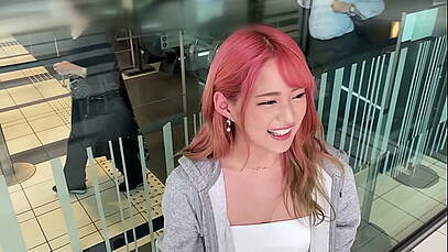 รุ่นน้องเพื่อนนัดมาเย็ดที่ห้องนอน เธอลีลาเด็ดมากเลยจริง ๆ