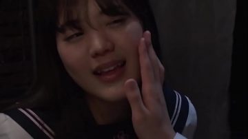 หนังโป๊หนุ่มซาดิสต์จับสาวนักศึกษาไปเย็ดอย่างหื่นกระหาย มันส์มาก