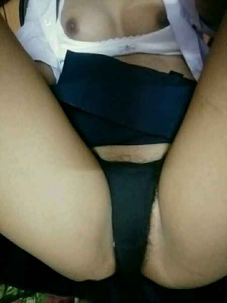 รูปโป๊มาใหม่ชื่อพลอยนะคะ