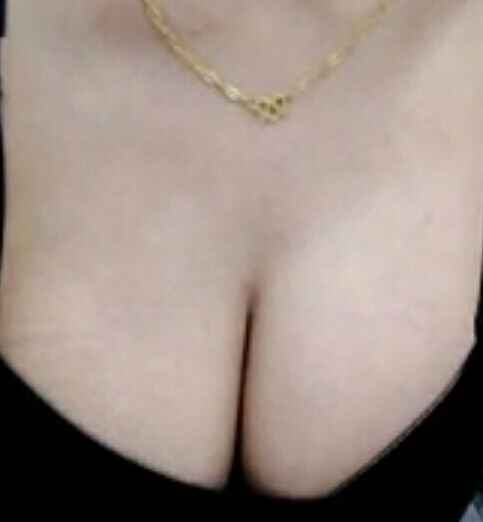 เอานมเมียมาอวด